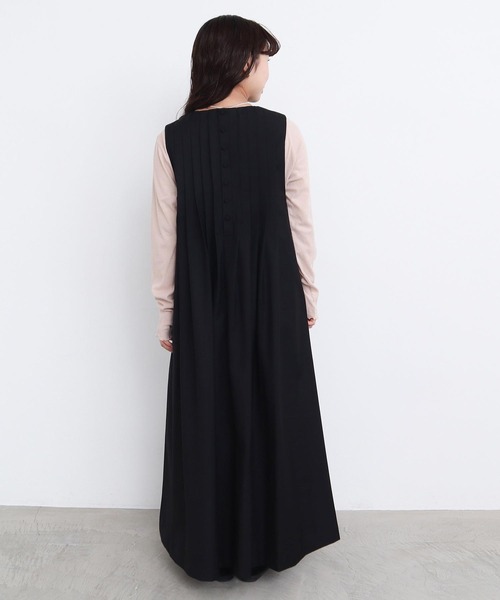 l'atelier du savon（アトリエドサボン）の「_TRプリーツタックノースリワンピース（ワンピース・レディース・ブラック/グレー・FREE）」の14枚目の写真