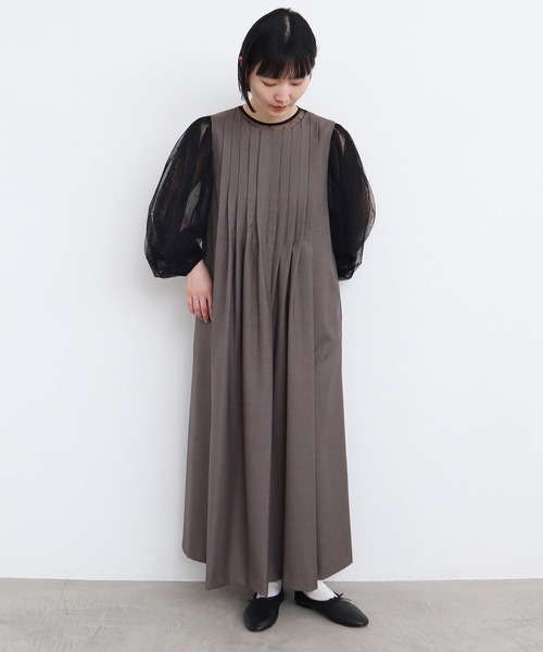l'atelier du savon（アトリエドサボン）の「_TRプリーツタックノースリワンピース（ワンピース・レディース・ブラック/グレー・FREE）」の6枚目の写真