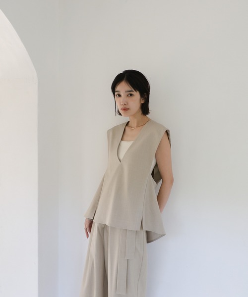 select MOCA Et（セレクトモカエト）の「【Et】Back Flare Vest（ベスト・レディース・ライトブラウン/ブラック/ベージュ・FREE）」の9枚目の写真