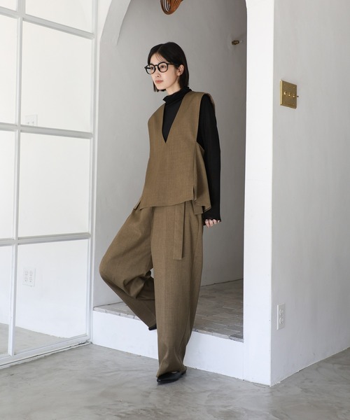 select MOCA Et（セレクトモカエト）の「【Et】Back Flare Vest（ベスト・レディース・ライトブラウン/ブラック/ベージュ・FREE）」の19枚目の写真