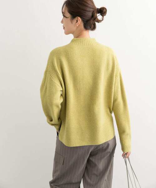 URBAN RESEARCH DOORS（アーバンリサーチドアーズ）の「ハイネックサイドスリットニット（ニット/セーター・レディース・ピンク/ライトグレー/グリーン系その他・MEDIUM）」の20枚目の写真