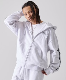 FUBU（ フブ）の「FUBU フブ ブランド ロゴ 筆記体 刺繍 フルジップ 長袖 スウェット パーカー フーディー（パーカー）」