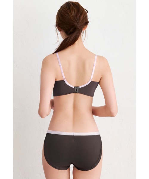 WACOAL（ワコール）の「WEB限定　「ハグするブラ」　ショーツ（ショーツ・レディース・ブラック/ベビーピンク/ブルー系その他/アイボリー/グレー系その他/ダークブラウン・M/L）」の13枚目の写真