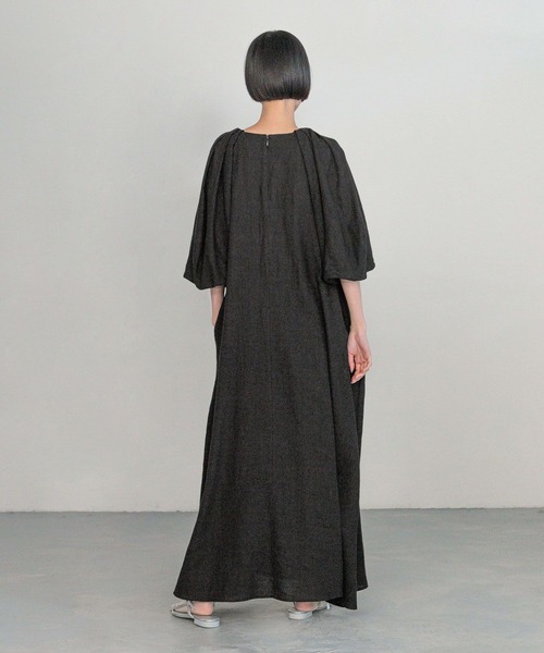 yuw（ユウ）の「ボリュームパフスリーブワンピース　321489（ワンピース・レディース・ブラック/レオパード・FREE）」の5枚目の写真