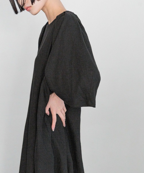 yuw（ユウ）の「ボリュームパフスリーブワンピース　321489（ワンピース・レディース・ブラック/レオパード・FREE）」の7枚目の写真