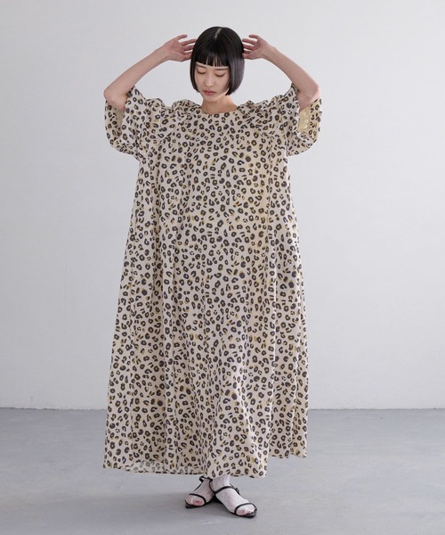 yuw（ユウ）の「ボリュームパフスリーブワンピース　321489（ワンピース・レディース・ブラック/レオパード・FREE）」の9枚目の写真