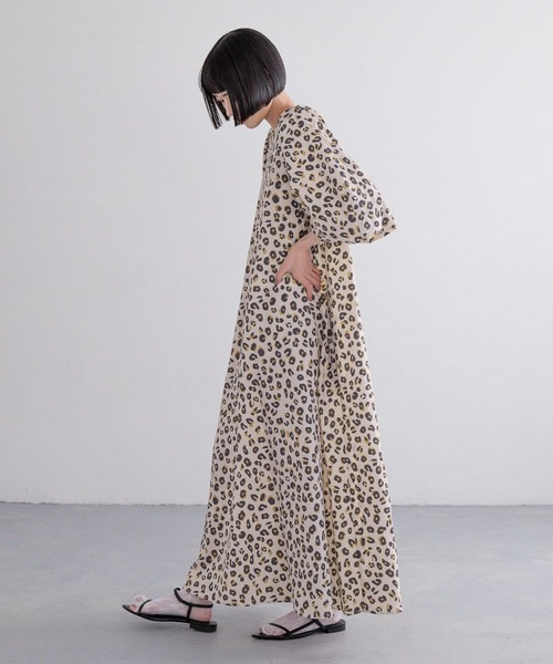yuw（ユウ）の「ボリュームパフスリーブワンピース　321489（ワンピース・レディース・ブラック/レオパード・FREE）」の11枚目の写真