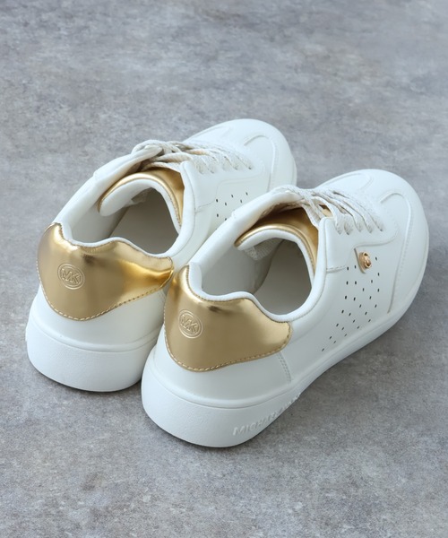 MICHAEL KORS（マイケルコース）の「【MICHAEL KORS/マイケルコース】JEM SCOTTY/ジェム スコッティ レースアップ スニーカー（スニーカー・レディース・ホワイト×シルバー/ホワイト×ゴールド/ゴールド系その他・22.5cm/23.0cm/23.5cm/17.0cm/18.0cm/19.0cm/22.0cm/20.0cm/21.0cm）」の12枚目の写真