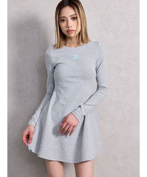 GYDA(ジェイダ)の「GDフレアワンピース(ワンピース・レディース・ブラック/オフホワイト/グレー・FREE)」の3枚目の写真