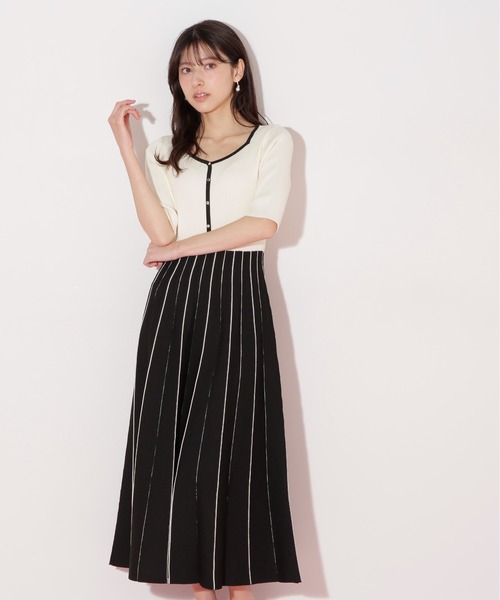 新品　ジルスチュアート　定価¥3万1900円　ロングワンピース　プリーツ 新品 ジルスチュアート 定価¥3万1900円 ロングワンピース