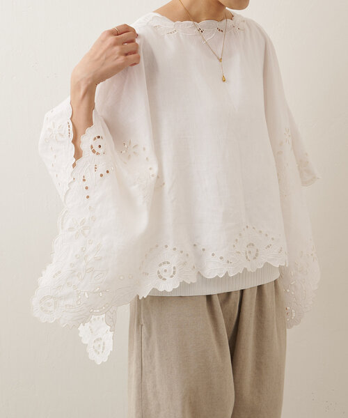 BEARDSLEY(ビアズリー)の「パネル刺繍リネンポンチョ(シャツ/ブラウス・レディース・ホワイト/ブラウン・FREE)」の10枚目の写真