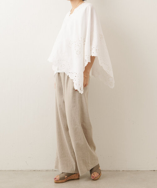 BEARDSLEY(ビアズリー)の「パネル刺繍リネンポンチョ(シャツ/ブラウス・レディース・ホワイト/ブラウン・FREE)」の16枚目の写真