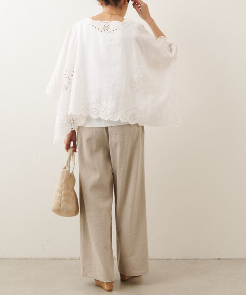 BEARDSLEY(ビアズリー)の「パネル刺繍リネンポンチョ(シャツ/ブラウス・レディース・ホワイト/ブラウン・FREE)」の18枚目の写真