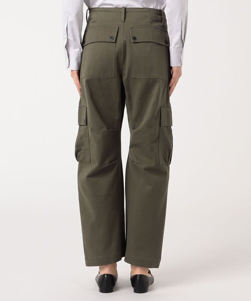 TOMORROWLAND （トゥモローランド）の「Jamie Haller THE FATIGUE パンツ（カーゴパンツ・レディース・ダークグリーン・4/2/0）」の5枚目の写真