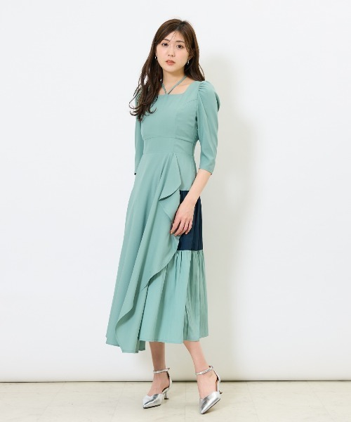 AND COUTURE(アンドクチュール)の「アシメラッフルティアードワンピース(ワンピース・レディース・ブラック/グリーン/ネイビー・FREE)」の21枚目の写真