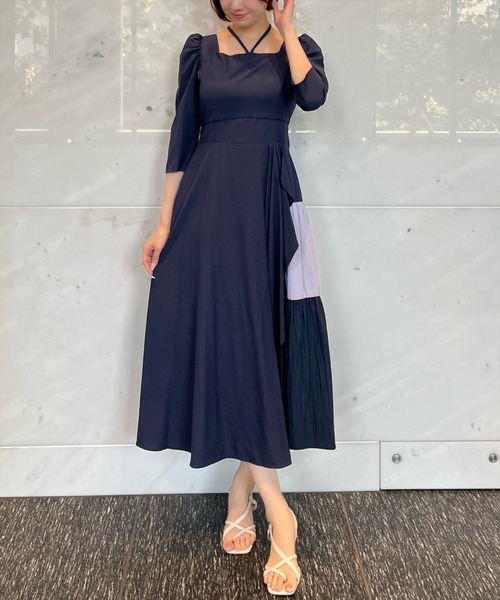 AND COUTURE(アンドクチュール)の「アシメラッフルティアードワンピース(ワンピース・レディース・ブラック/グリーン/ネイビー・FREE)」の10枚目の写真