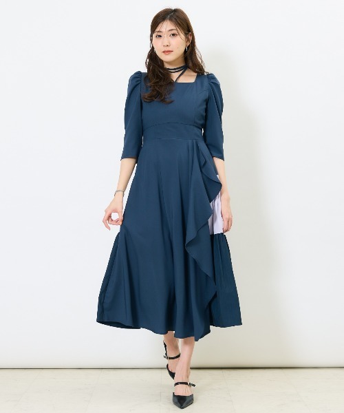 AND COUTURE(アンドクチュール)の「アシメラッフルティアードワンピース(ワンピース・レディース・ブラック/グリーン/ネイビー・FREE)」の8枚目の写真