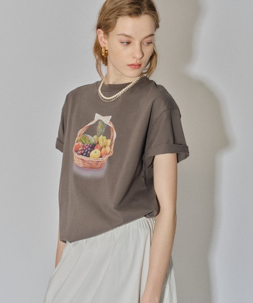 yae(ヤエ)の「Original graphic T-shirts / オリジナルグラフィックTシャツ(Tシャツ/カットソー・レディース・グレー/ホワイト・FREE)」の3枚目の写真