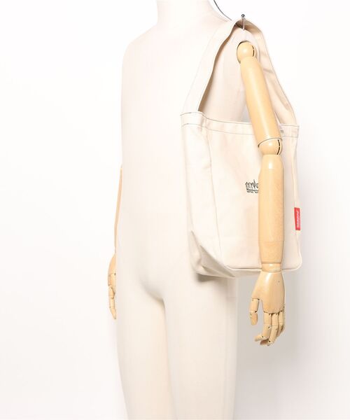 Manhattan Portage（マンハッタンポーテージ）の「Manhattan Portage/マンハッタンポーテージ ショルダーバック PINE STREET SHOULDER CANVAS LITE 25 MP2415CVL25（ショルダーバッグ・メンズ・ベージュ系その他/ベージュ系その他2・FREE）」の6枚目の写真