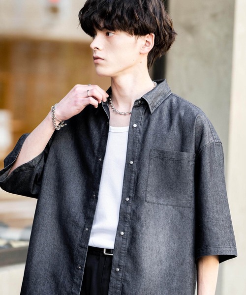 Rocky Monroe(ロッキーモンロー)の「オーバーサイズユーズドケミカルウォッシュ加工半袖デニムシャツ(シャツ/ブラウス・メンズ・ブラック/インディゴブルー/ブルー/ケミカルウォッシュ/ライトブラック・M/L/XL)」の17枚目の写真