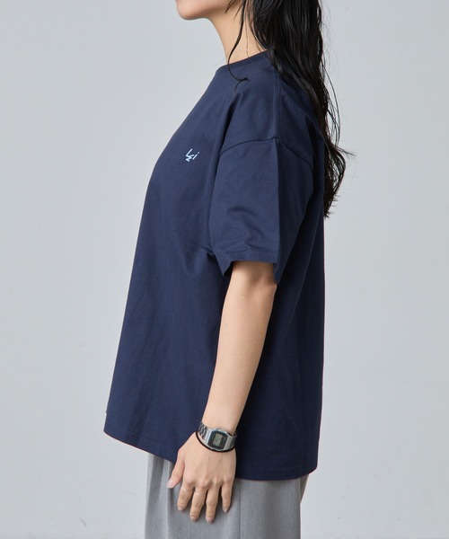 COLONY 2139(コロニートゥーワンスリーナイン)の「バックプリントTシャツ(Tシャツ/カットソー・レディース・ネイビー/グレー/オフホワイト・FREE)」の7枚目の写真