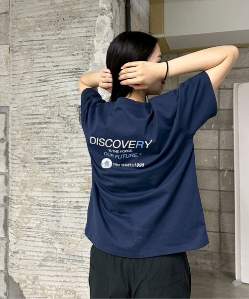 COLONY 2139(コロニートゥーワンスリーナイン)の「バックプリントTシャツ(Tシャツ/カットソー・レディース・ネイビー/グレー/オフホワイト・FREE)」の21枚目の写真