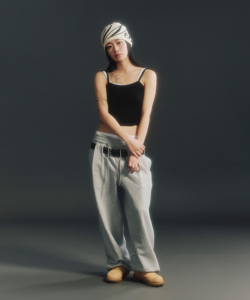FTW(エフティダブリュー)の「RHINESTONE BELT LOOP SWEAT PANTS(スウェットパンツ・レディース・グレー/ブラック/ホワイト・SMALL/MEDIUM)」の9枚目の写真
