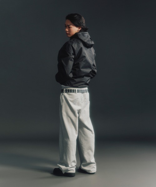 FTW(エフティダブリュー)の「RHINESTONE BELT LOOP SWEAT PANTS(スウェットパンツ・レディース・グレー/ブラック/ホワイト・SMALL/MEDIUM)」の13枚目の写真