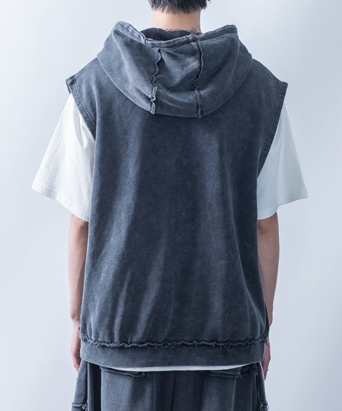 one point sleeveless zip hoodie/ワンポイント刺繍 ノースリーブ