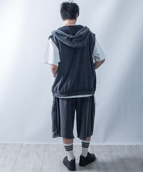 セール】one point sleeveless zip hoodie/ワンポイント刺繍