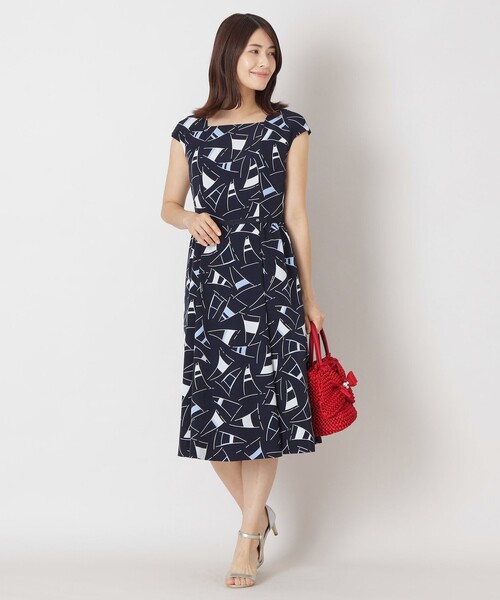 TO BE CHIC(トゥー ビー シック)の「セイルプリント ワンピース(ワンピース・レディース・ブルー/ダークネイビー・40/42)」の5枚目の写真