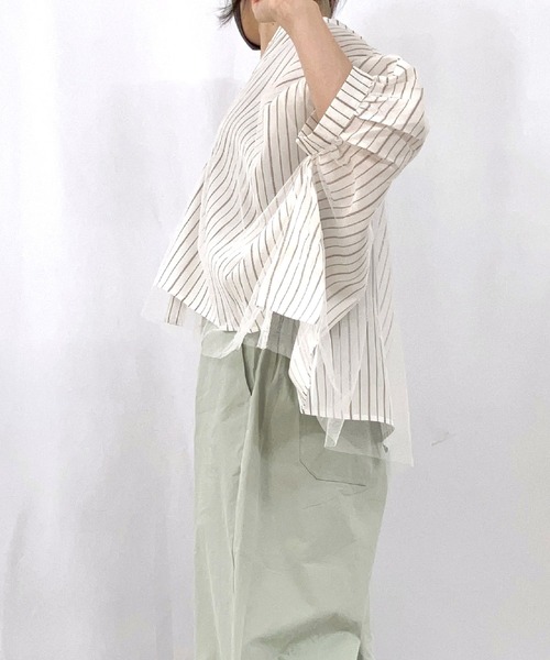 Q（キュー）の「ショートチュール重ね ストライプシャツ（シャツ/ブラウス・レディース・ホワイト/ライトブルー・MEDIUM）」の22枚目の写真