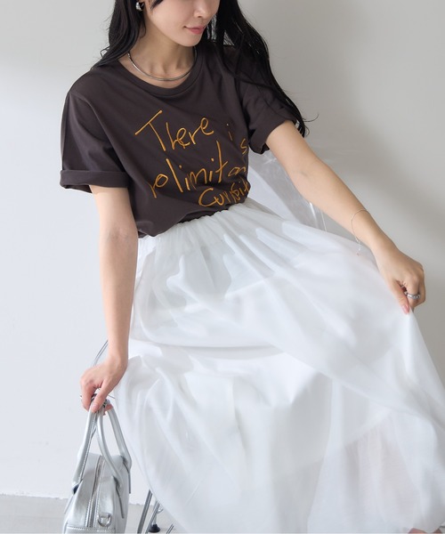 &. NOSTALGIA(アンドドットノスタルジア)の「【ZOZO限定】手書き風ロゴ刺繍Tシャツ(Tシャツ/カットソー・レディース・オフホワイト/ブラック/ブラウン・M)」の8枚目の写真