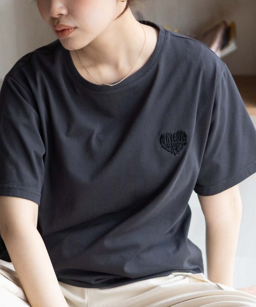 NAVY(ネイビー)の「NAVY ハートロゴ刺繍Tシャツ(Tシャツ/カットソー・レディース・ブラック/ホワイト/チャコールグレー・M/L)」の20枚目の写真