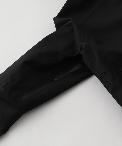 PULP/417EDIFICE(パルプフォーワンセブンエディフィス)の「GR10K / ジーアールテンケー DEEP SHELL JACKET BG331091AA(ナイロンジャケット・メンズ・ブラック・MEDIUM/SMALL)」の4枚目の写真