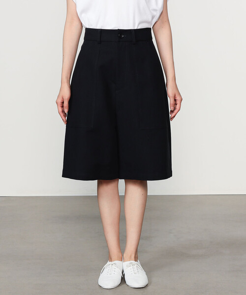 nicholson&nicholson（ニコルソンアンドニコルソン）の「nicholson & nicholson | コットン ハーフパンツ WOMEN（その他パンツ・レディース・ネイビー/ホワイト・36）」の10枚目の写真