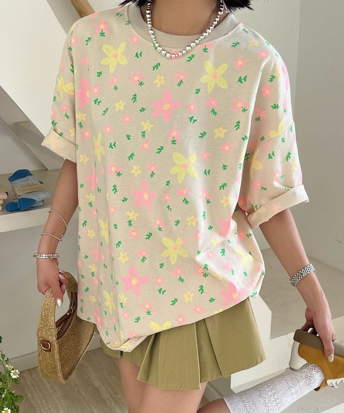 HOOK(フック)の「【HOOK】for girls カラフルポップアートTシャツ (SS)(Tシャツ/カットソー・レディース・ダークグレー/パープル/ベージュ/グリーン/ピンク/ライトグレー/ベージュ系その他/ベージュ系その他2/グレー/グレー系その他/スモークピンク/ブラック/ライトベージュ/ピンク系その他/グレー系その他2・FREE)」の1枚目の写真