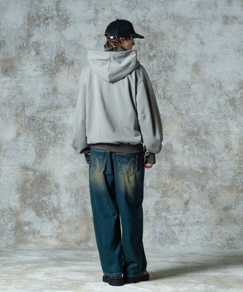 glamb（グラム）の「Layered Neck Hoodie / レイヤードネックフーディ（パーカー・メンズ・グレー/イエロー/ブラック・S/M/L）」の11枚目の写真