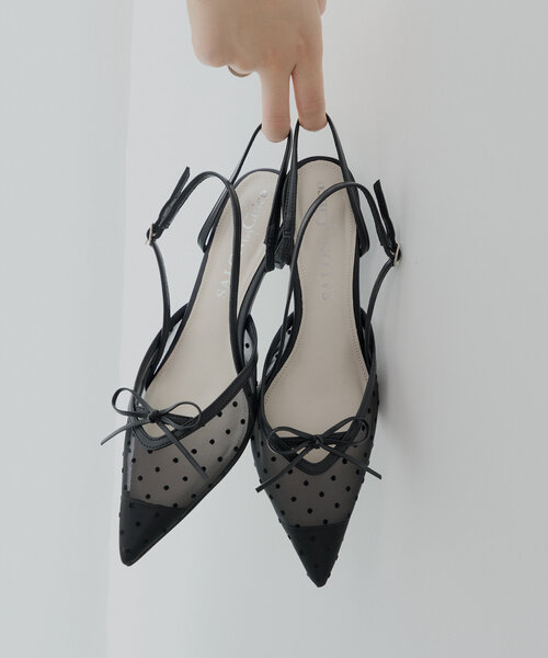 Chico（チコ）の「【SALON by Chico】シアーリボンポインテッドミュール（パンプス・レディース・ブラック/アイボリー・MEDIUM/LARGE/SMALL）」の2枚目の写真