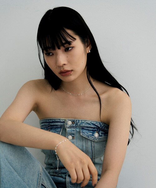 COCOSHNIK ONKITSCH(ココシュニックオンキッチュ)の「シルバー ハギーイヤリング マーキス(イヤリング・レディース・シルバー・00)」の4枚目の写真