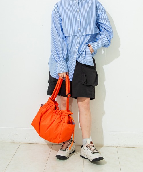 ACCOMMODE（アコモデ）の「メッセンジャーショルダー（ショルダーバッグ・レディース・ベージュ/オレンジ/ブラック・FREE）」の3枚目の写真