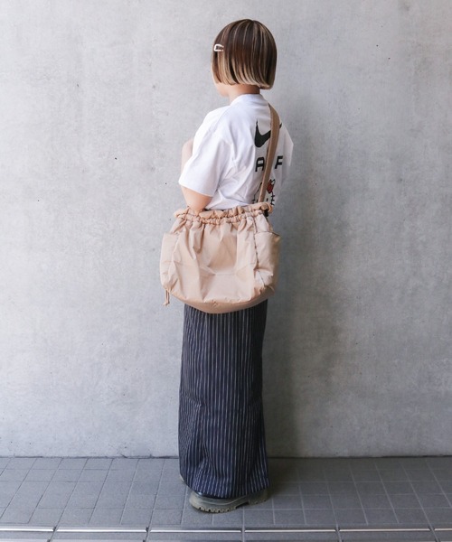 ACCOMMODE（アコモデ）の「メッセンジャーショルダー（ショルダーバッグ・レディース・ベージュ/オレンジ/ブラック・FREE）」の10枚目の写真