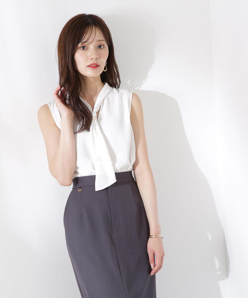 PROPORTION BODY DRESSING(プロポーションボディドレッシング)の「パール付きフリルタイブラウス / 1215210611(シャツ/ブラウス・レディース・ブラウン/ホワイト/ベージュ系その他・MEDIUM/SMALL)」の7枚目の写真