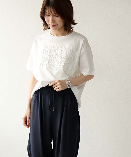 Jines(ジネス)の「シルケット天竺テープ刺繍Tシャツ(Tシャツ/カットソー・レディース・ホワイト/ブラック・38)」の18枚目の写真