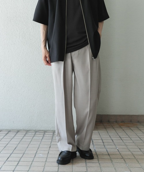 ITEMS URBANRESEARCH（アイテムズ アーバンリサーチ）の「2タックセンタープレススラックス（その他パンツ・メンズ・ブラウン/グレー系その他/ブラック・LARGE/MEDIUM）」の10枚目の写真