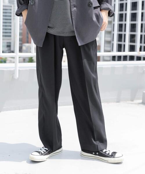 ITEMS URBANRESEARCH(アイテムズ アーバンリサーチ)の「2タックセンタープレススラックス(その他パンツ・メンズ・ブラウン/グレー系その他/ブラック・LARGE/MEDIUM)」の17枚目の写真
