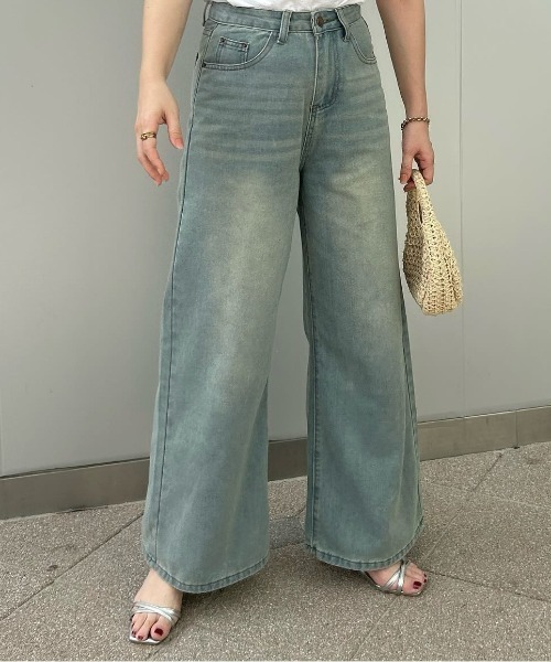 Belle Cie(ベルシー)の「ゆるカワ最旬シルエット バギー ワイドパンツ(デニムパンツ・レディース・ネイビー/サックスブルー・S/M/L)」の6枚目の写真