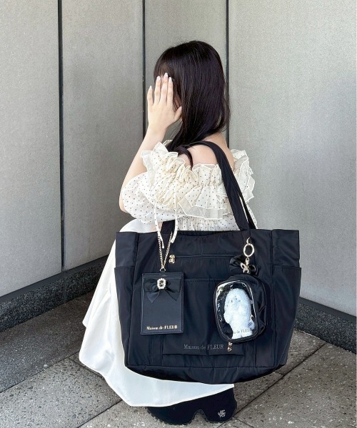 Maison de FLEUR（メゾンドフルール）の「スペシャルキャリーオン