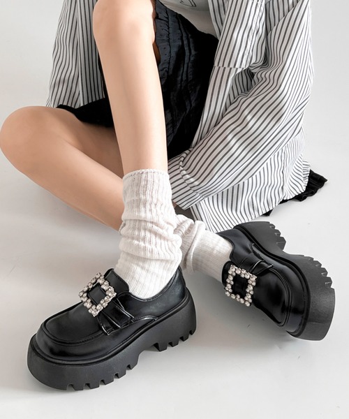 Shoes in Closet(シューズインクローゼット)の「軽量厚底 凹凸ソール 2WAY ビジューバックル ローファー 573(ローファー・レディース・ブラック/ダークブラウン・L/M/LL/S)」の19枚目の写真