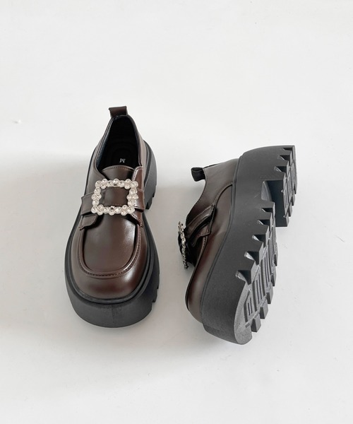Shoes in Closet(シューズインクローゼット)の「軽量厚底 凹凸ソール 2WAY ビジューバックル ローファー 573(ローファー・レディース・ブラック/ダークブラウン・L/M/LL/S)」の8枚目の写真